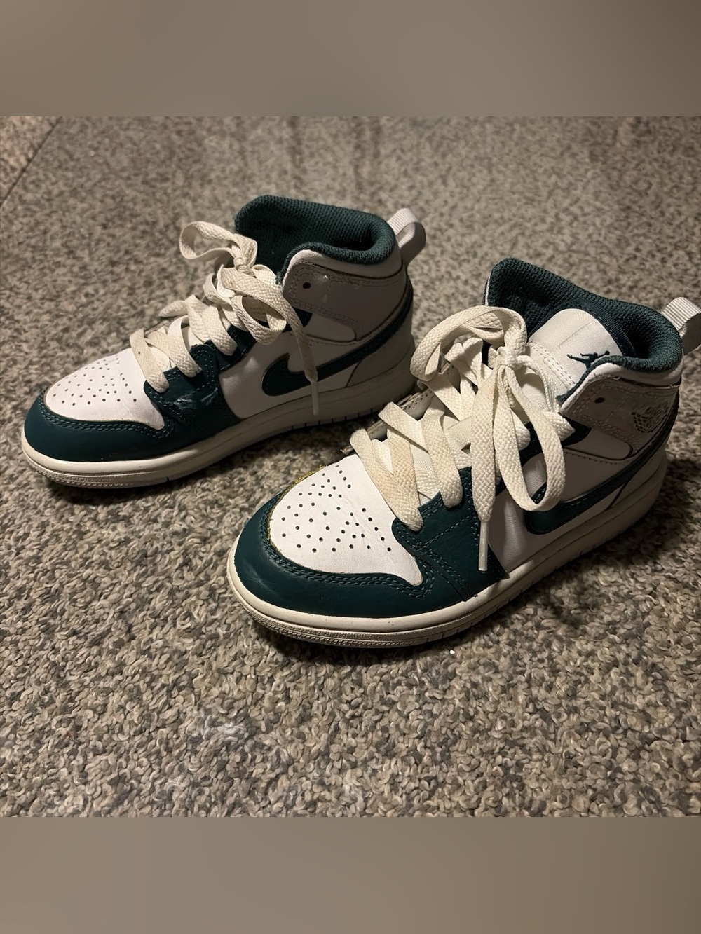 Nike Kids Mid-Top Sneakers in White and Teal